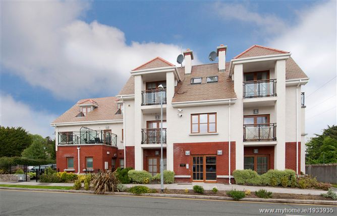 67 Cairnbrook Avenue, Carrickmines, Dublin 18