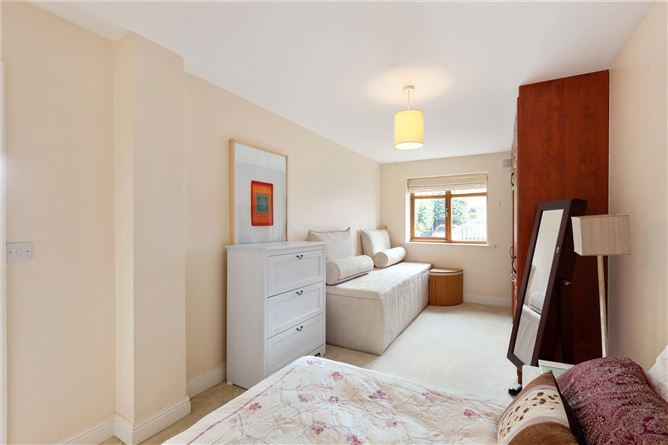 6 Shrewsbury Lodge, Johnstown Road, Cabinteely, Co. Dublin