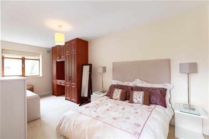 6 Shrewsbury Lodge, Johnstown Road, Cabinteely, Co. Dublin