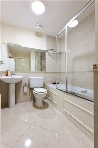 6 Shrewsbury Lodge, Johnstown Road, Cabinteely, Co. Dublin