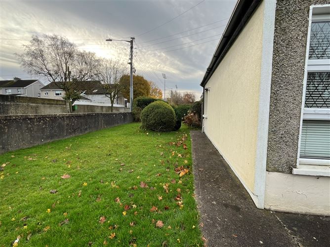 54 Brookville, Clareview, Limerick