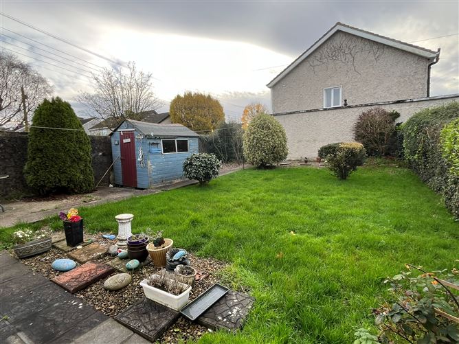 54 Brookville, Clareview, Limerick