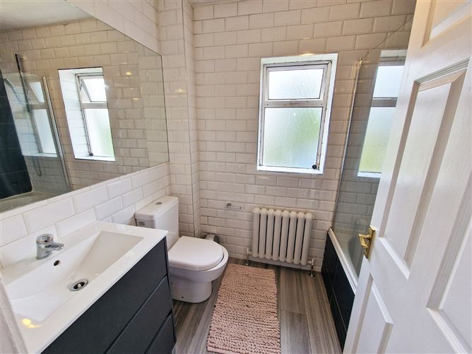 51 Elm Park, Gort Road, Ennis, Co. Clare