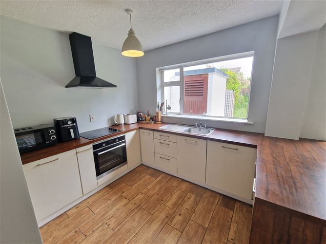 51 Elm Park, Gort Road, Ennis, Co. Clare