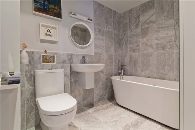 60 Botanic Hall, Addison Park, Glasnevin, Dublin 11