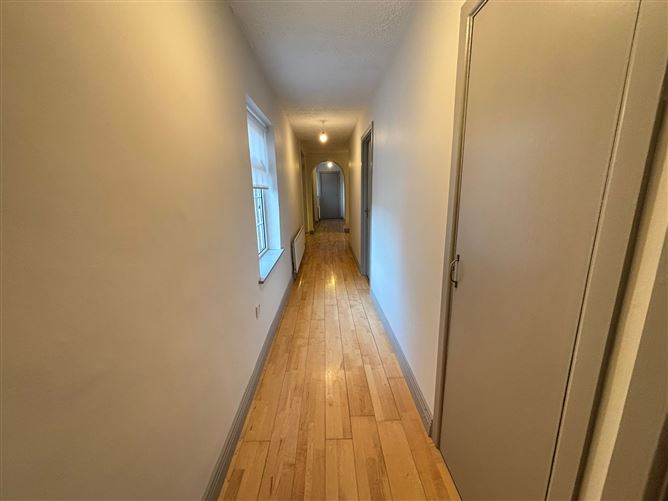 Hole In The Wall Road, Dublin 13