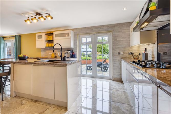 Photo 6 of 21 — 30 Cluain Mhór, Clonmellon, Co. Westmeath