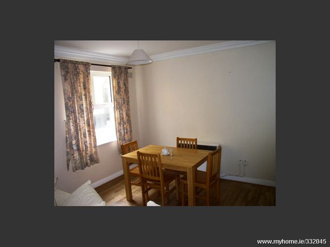 3A PATRICKS SQUARE, Newbridge, Co. Kildare