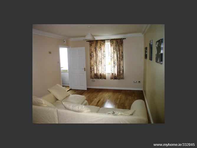 3A PATRICKS SQUARE, Newbridge, Co. Kildare