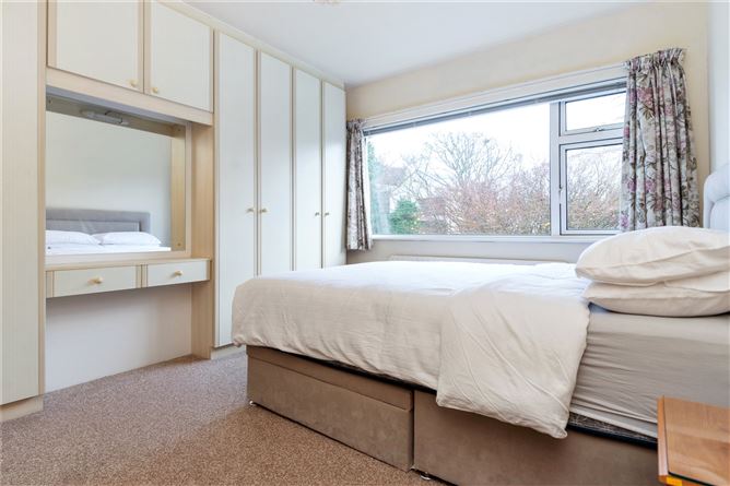 28 Willowbank Drive, Rathfarnham, Dublin 14