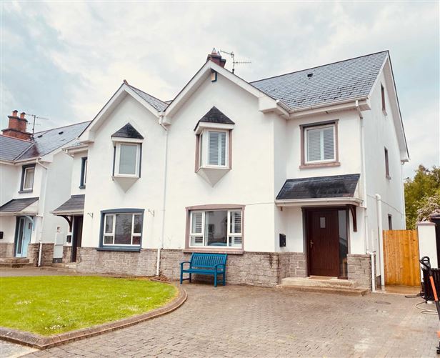 14 Village Green, Omeath, Co. Louth