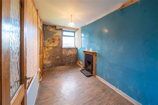2 Pearse Terrace, Westport, Mayo