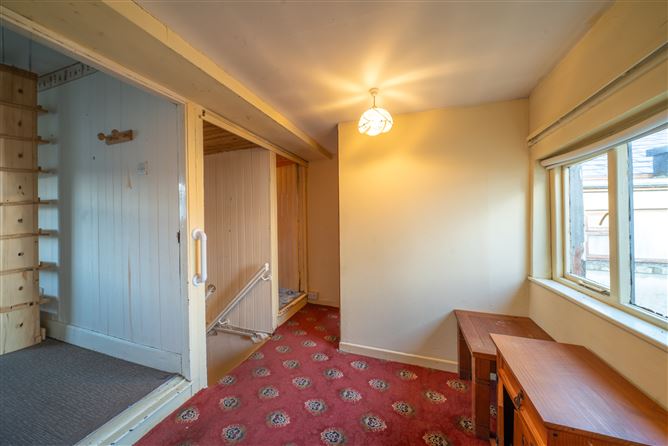 2 Pearse Terrace, Westport, Mayo
