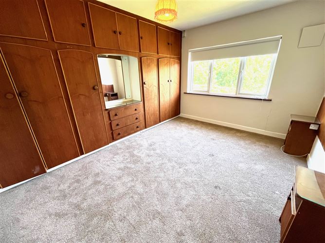 12 Glendhu Road, Navan Road, Dublin 7