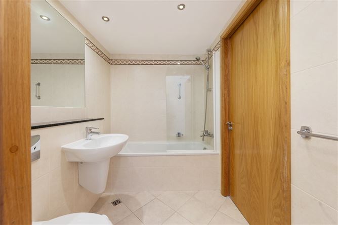 178 The Links, Elmpark Green, Merrion, Dublin 4