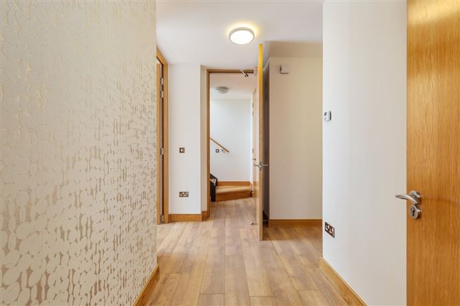 178 The Links, Elmpark Green, Merrion, Dublin 4