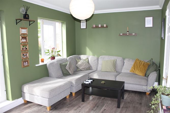 163 The Boulevard Mount Eustace , Tyrrelstown, Dublin 15