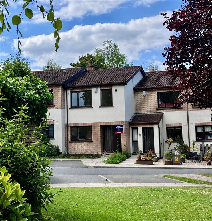 24 Arkendale Woods, Arkendale Road, Glenageary, Co. Dublin