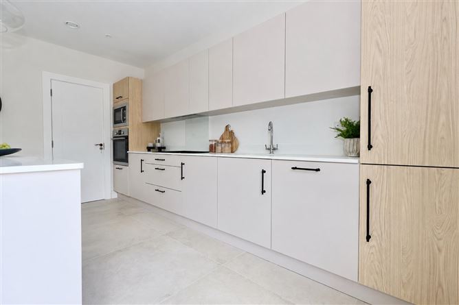 Photo 12 of 34 — Four Bedroom Homes, Fionnan Mor, Coosan, Athlone, Co. Westmeath