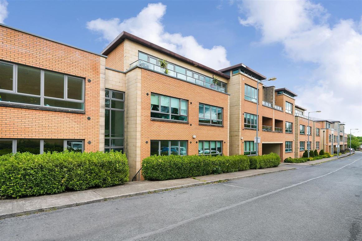18 Garrison Mews, Cabinteely, Dublin 18