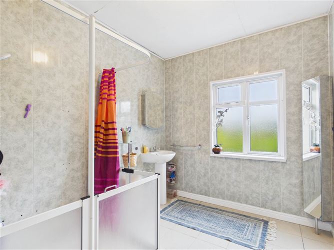 Photo 22 of 26 — 99 Terenure Road West, Terenure, Dublin 6w