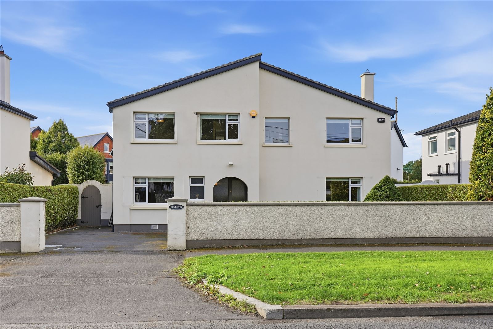 "Dunlewey" 2 Staion Road, Sutton, Dublin 13