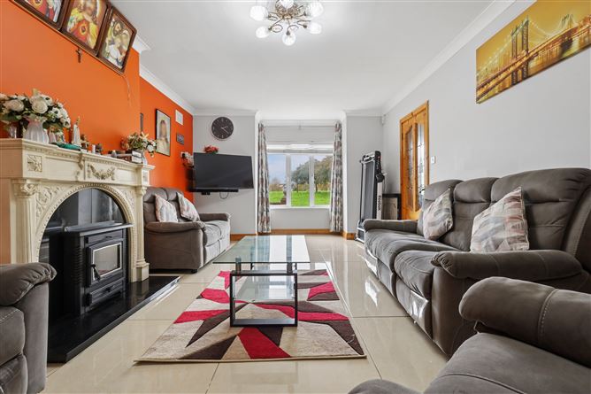 2 Chestnut Grove, Johnstown Wood, Johnstown, Meath