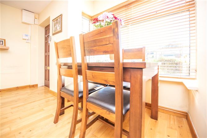 82 Garran Ard, Doughiska, Galway