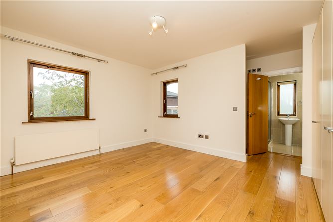 11 Somerton, Castleknock Golf & Country Club, Castleknock, Dublin 15