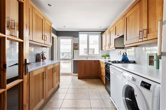 86 Broadford Lawn, Ballinteer, Dublin 16