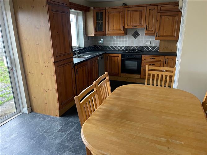 8 Pairc Na Nean, Rathcormac, Cork