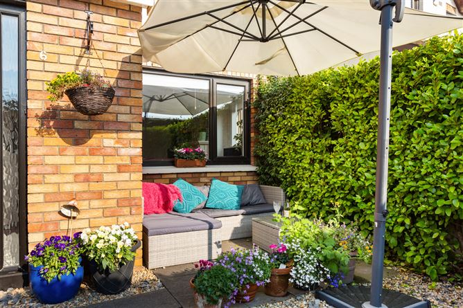 6 Windsor Court, Stradbrook Road, Blackrock, Co. Dublin