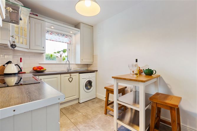 6 Windsor Court, Stradbrook Road, Blackrock, Co. Dublin