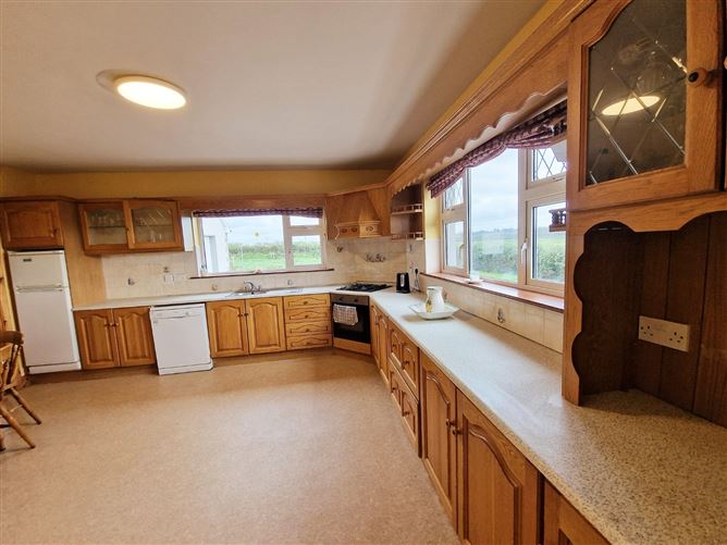 Cree Village, Kilrush, Co. Clare