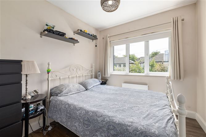 https://photos-a.propertyimages.ie/media/5/4/1/4948145/b75a905d-22ab-42ee-9a47-dc4af5ddf650_l.jpg
