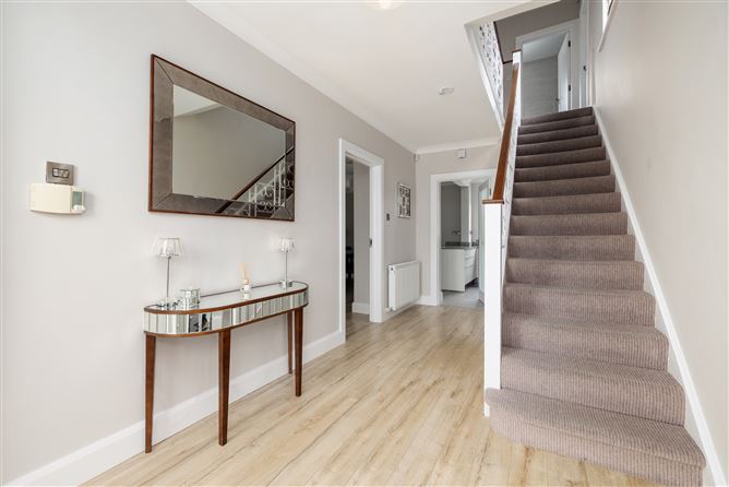 https://photos-a.propertyimages.ie/media/5/4/1/4948145/b75a905d-22ab-42ee-9a47-dc4af5ddf650_l.jpg