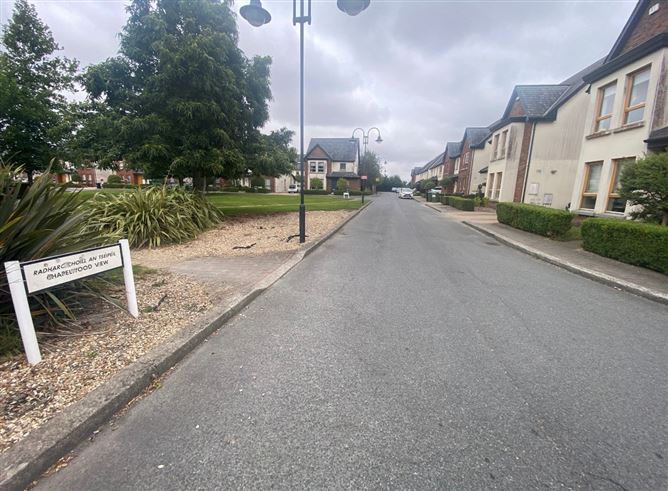 Chapelwood View, Hollystown, Dublin 15
