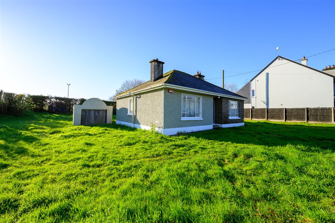 East End, Ballineen, Cork