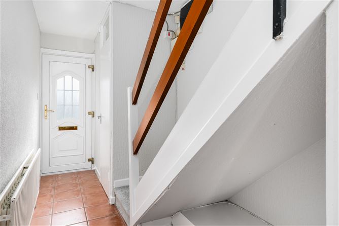 Photo 2 of 16 — 28 Griffith Court, Fairview,   Dublin 3