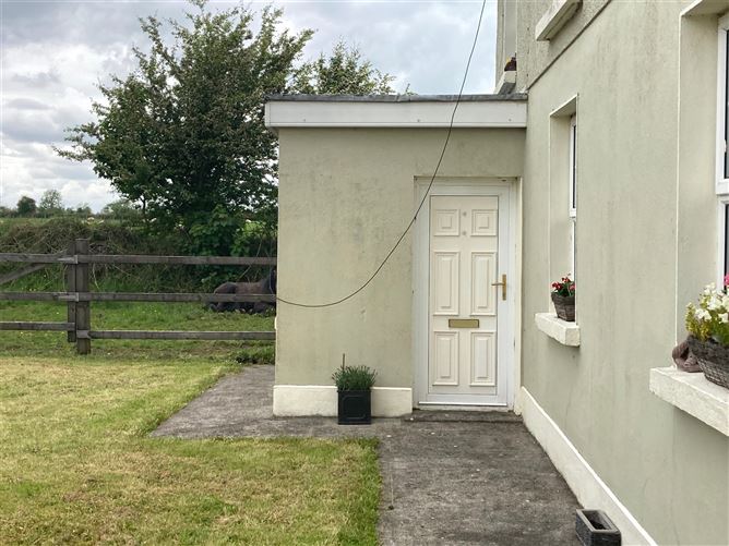 Ballymacurly South, Runamote, Ballinaheglish, Roscommon