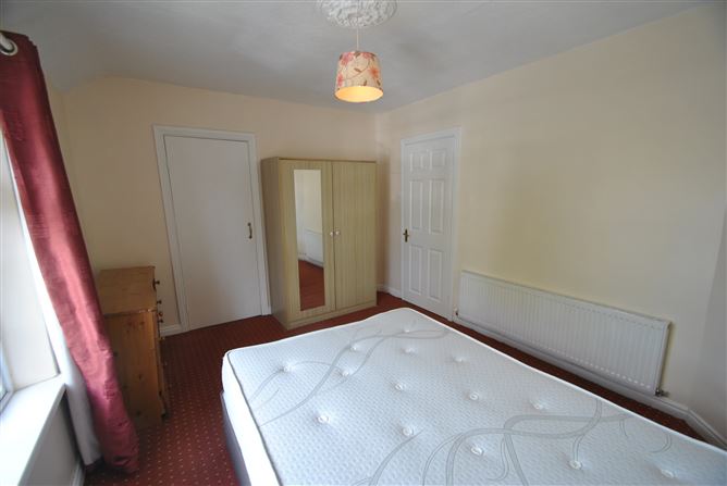 17 Limerick Street, Roscrea, Co. Tipperary