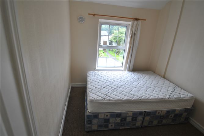 17 Limerick Street, Roscrea, Co. Tipperary