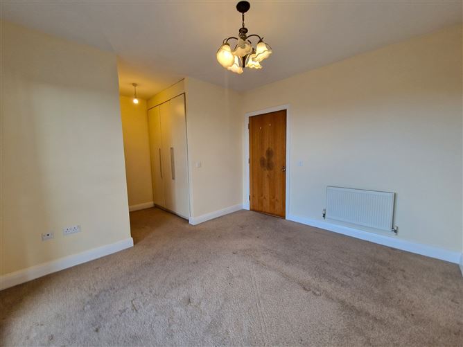 12 Silverbridge Court, Knock Road, Claremorris, Co. Mayo