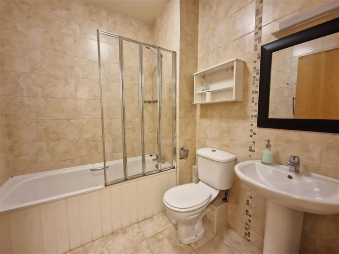 12 Silverbridge Court, Knock Road, Claremorris, Co. Mayo