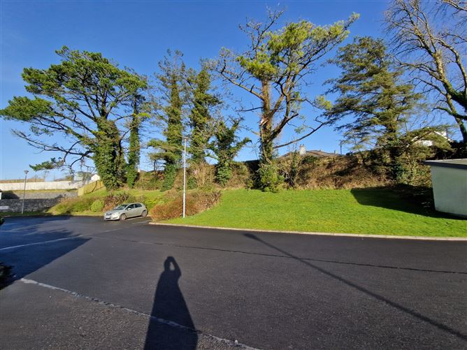12 Silverbridge Court, Knock Road, Claremorris, Co. Mayo
