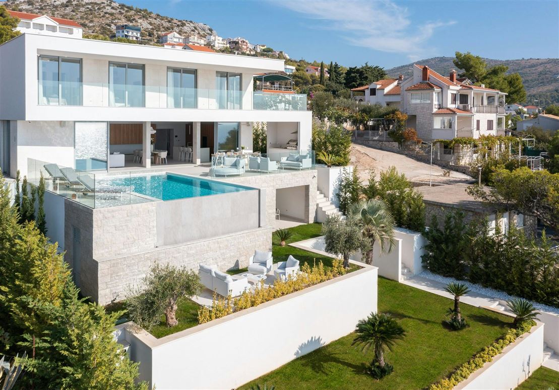 Blissful Sea Retreat,Primošten Burnji, Dalmatia - Šibenik, Croatia