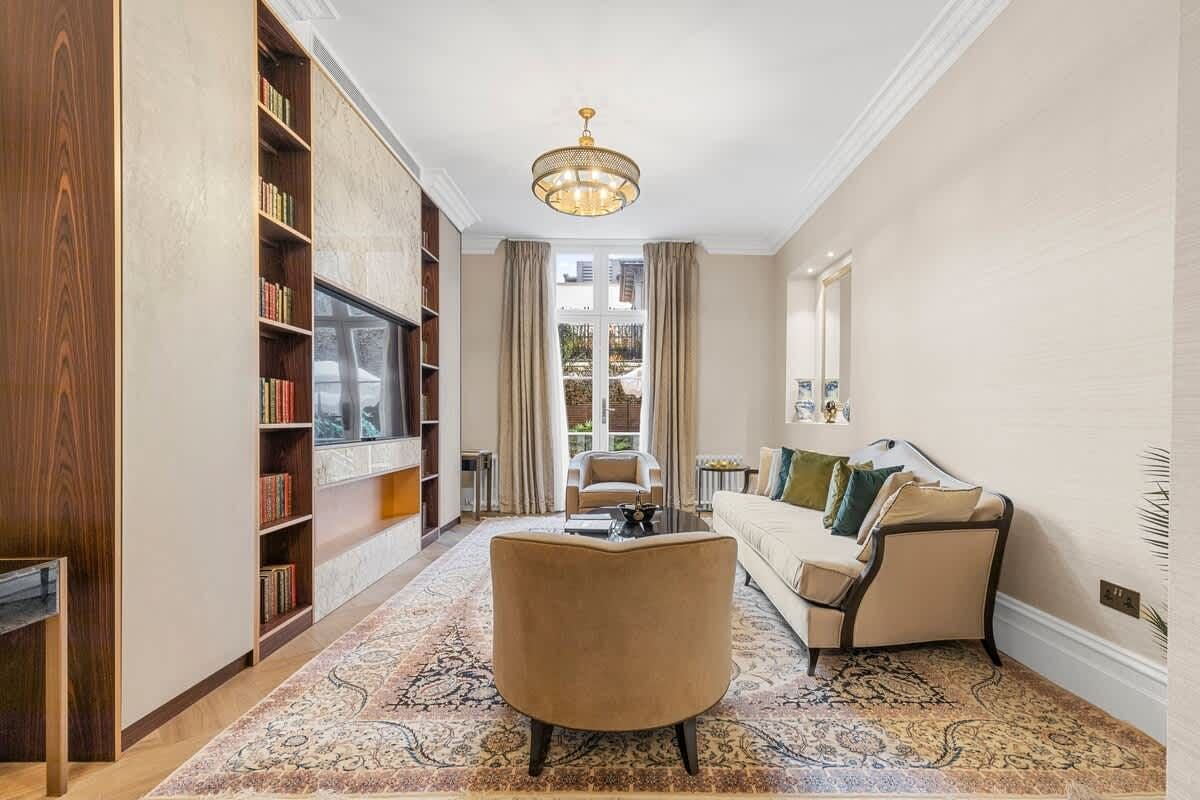 Timeless Grace,London,Greater London,United Kingdom
