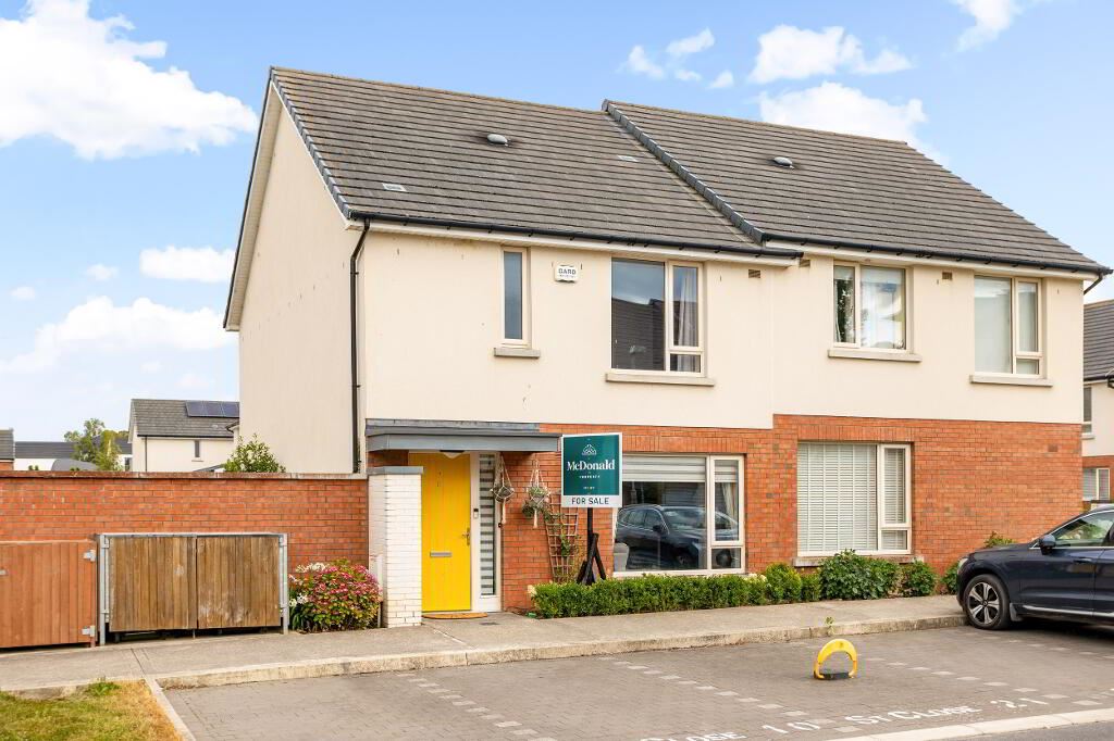 10 Stratton Close, Adamstown Square, Lucan, Dublin