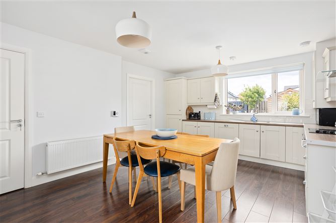 Photo 8 of 23 — 10 Stratton Close, Adamstown Square, Lucan, Dublin