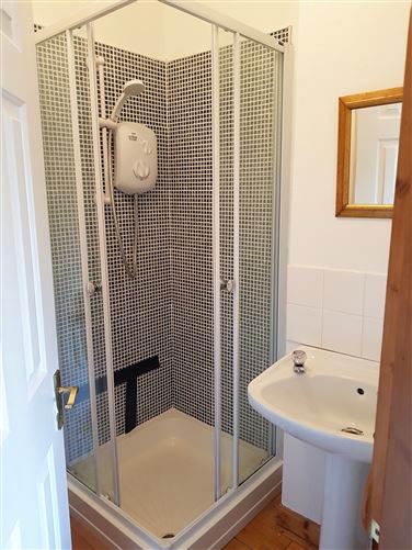 11 The Greens, Little Island, Cork